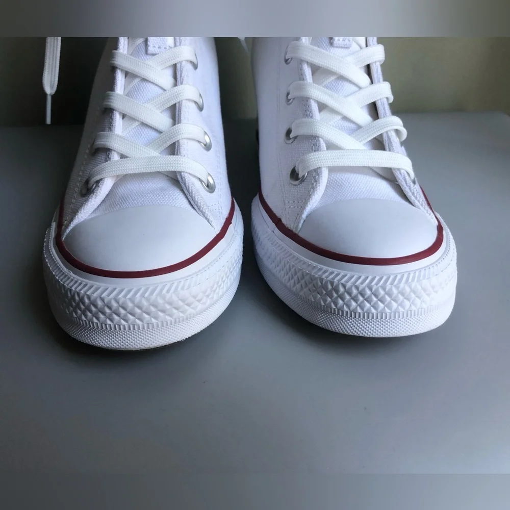Converse Chuck Taylor All Star Wedge Platform High Top Sneakers Size: US 9